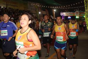 BIB: 11000, 28027, 21250, 26375, 27856
                            <button type="button" onclick="openModal(9884207)" class="btn btn-primary btn-sm float-right btn-popup" data-toggle="modal" data-target=".modal-high-quality">
                        <i class="fas fa-shopping-cart"></i> Add to Cart
                    </button>
                                            <button type="button" onclick="isThisMe(9884207, true)" class="btn btn-success btn-sm float-right btn-popup btn-isme hidden" data-toggle="tooltip" data-placement="bottom" title="นี่คือรูปของคุณใช่ไหม คลิกที่นี่เพื่อเอาเข้าอัลบั้ม">
                        <i class="fas fa-plus"></i> Add to album
                    </button>
                    <button type="button" onclick="isThisMe(9884207, false)" class="btn btn-warning btn-sm float-right btn-popup btn-isnotme hidden">
                        <i class="fas fa-ban"></i> Remove from album
                    </button>